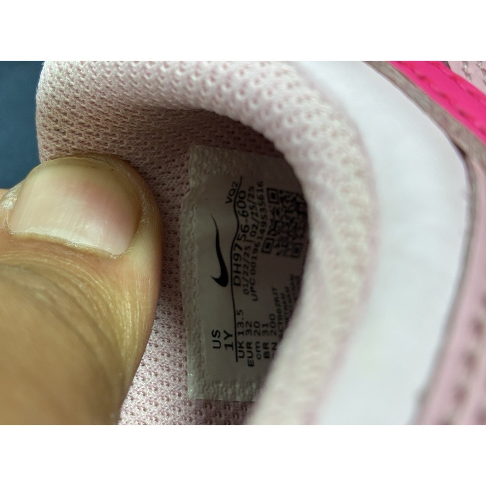 Youth Girls Size 1Y Pink Nike Dunks Low Shoes Sneakers - Picture 7 of 7